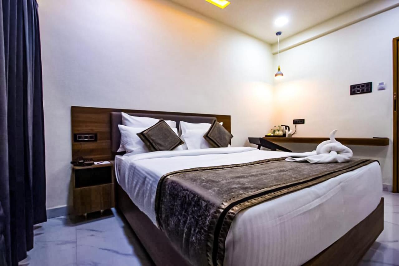 Lilium Hotels Chakan Exterior photo
